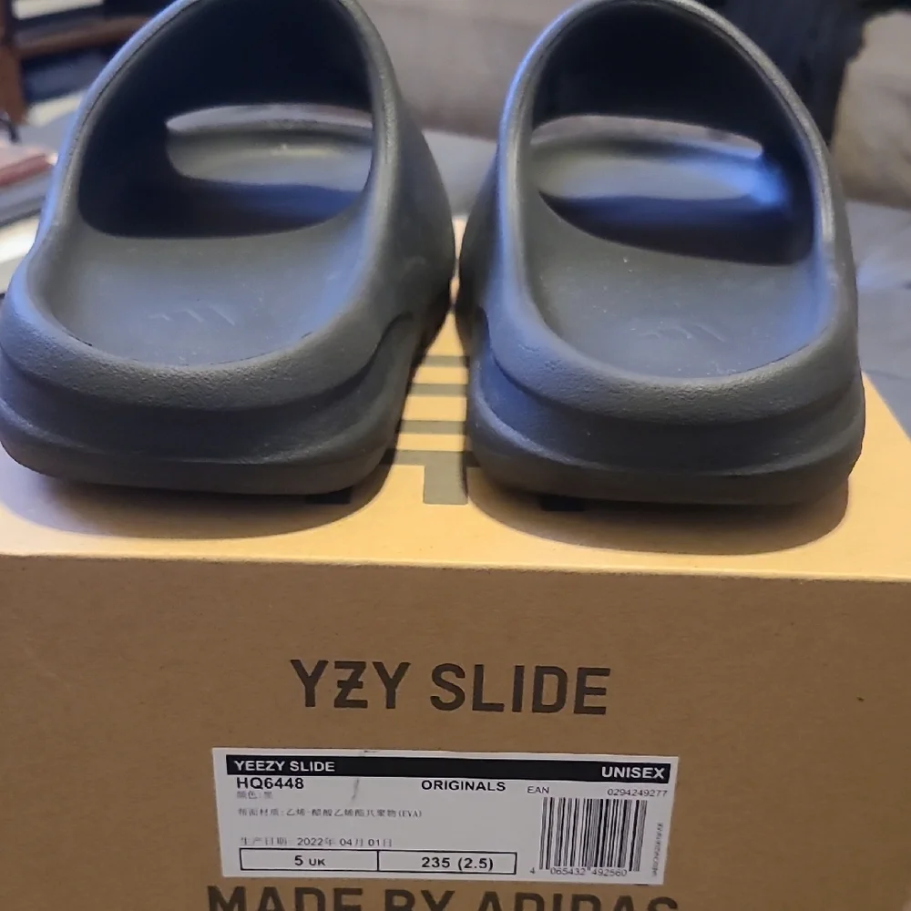 Adidas Onyx Yeezy Slides